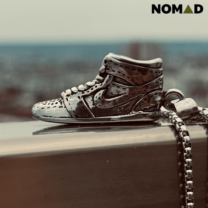 Колие NOMAD - THE SNEAKER 1