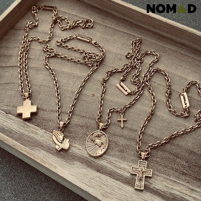 Колие NOMAD - SQUARE CROSS