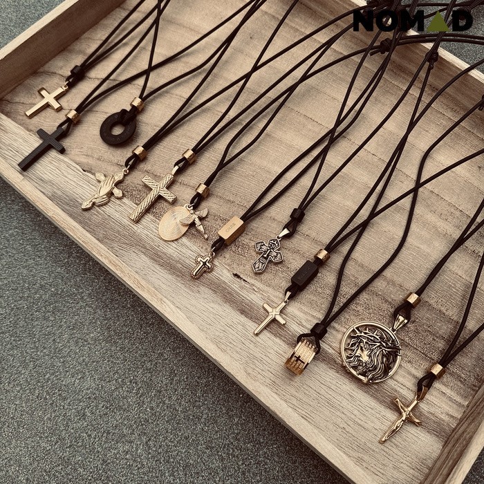 Колие NOMAD - AMULET CIRCLE BLACK