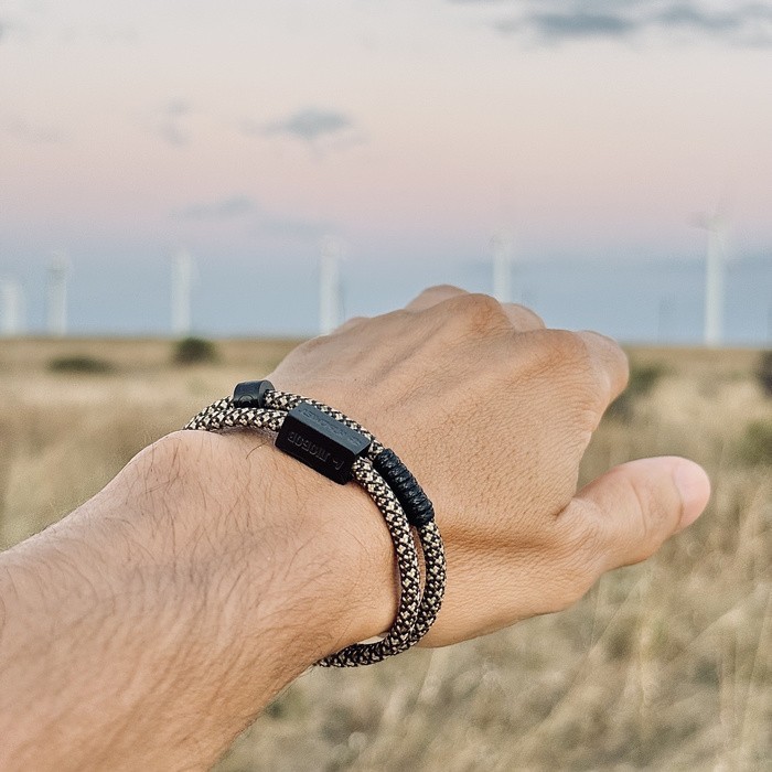 Гривна NOMAD AMULET EVO 10
