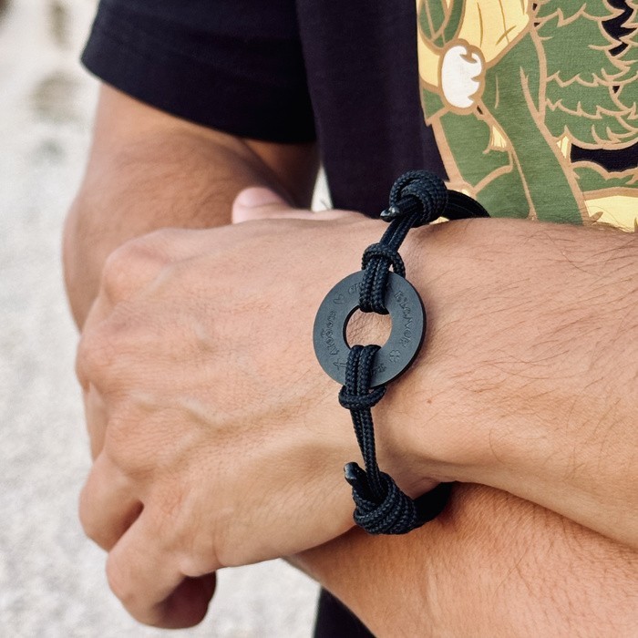 Гривна NOMAD AMULET CIRCLE EVO 01